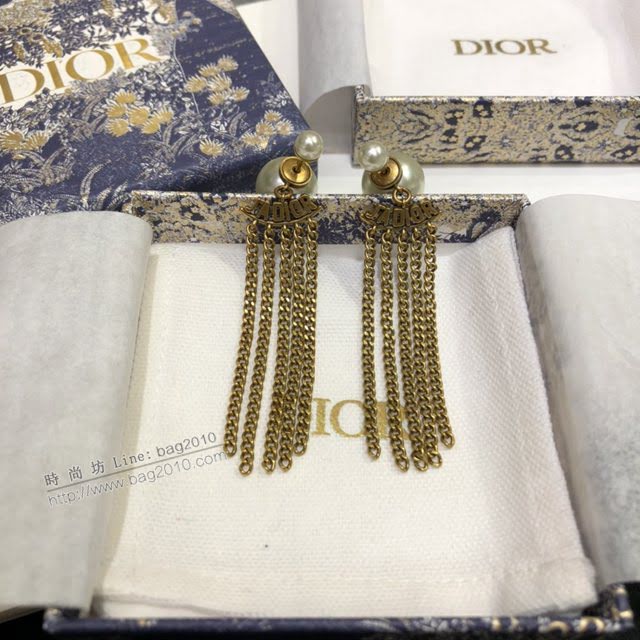 Dior飾品 迪奧經典熱銷款珍珠耳釘 耳環 復古黃銅施華洛珍珠  zgd1088